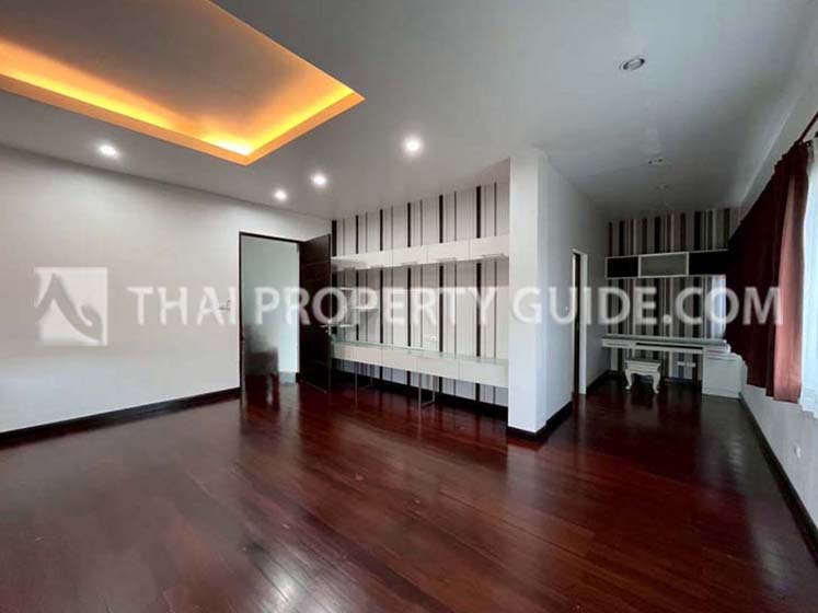 House in Sukhumvit 